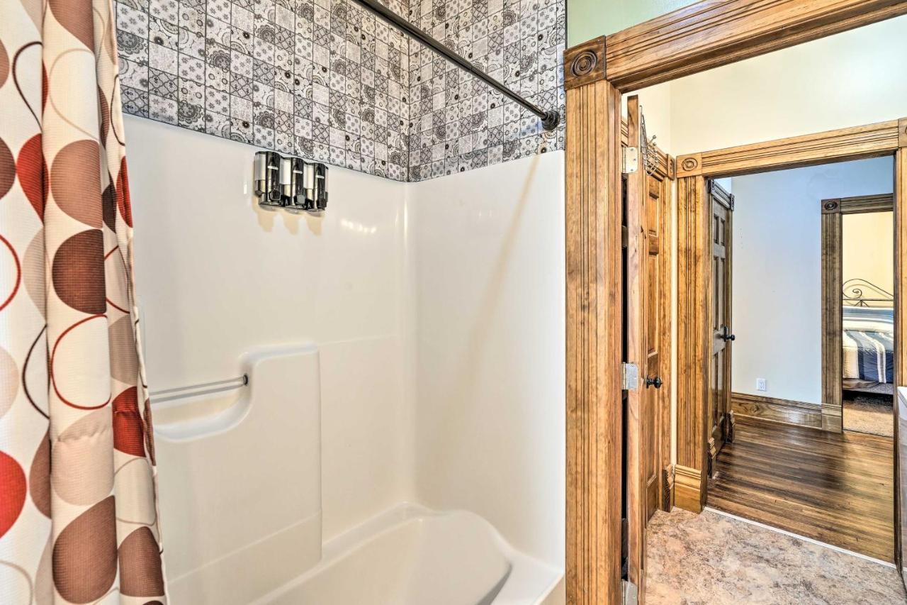 Historic Dubuque Gem Less Than 1 Mi To Downtown! Exteriör bild